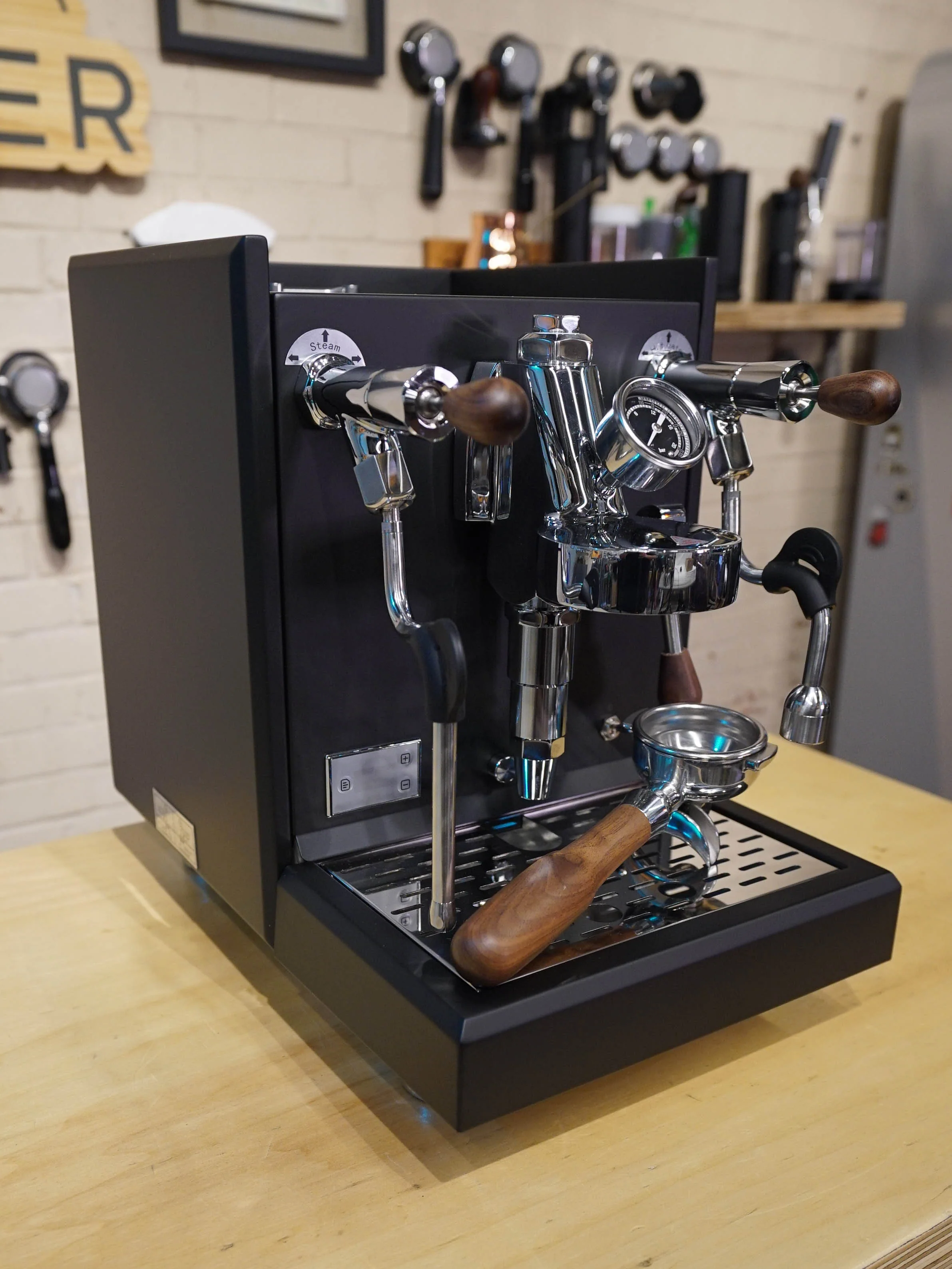 OPEN BOX Turin Gallatin V HX Espresso Machine with PID - Image 24