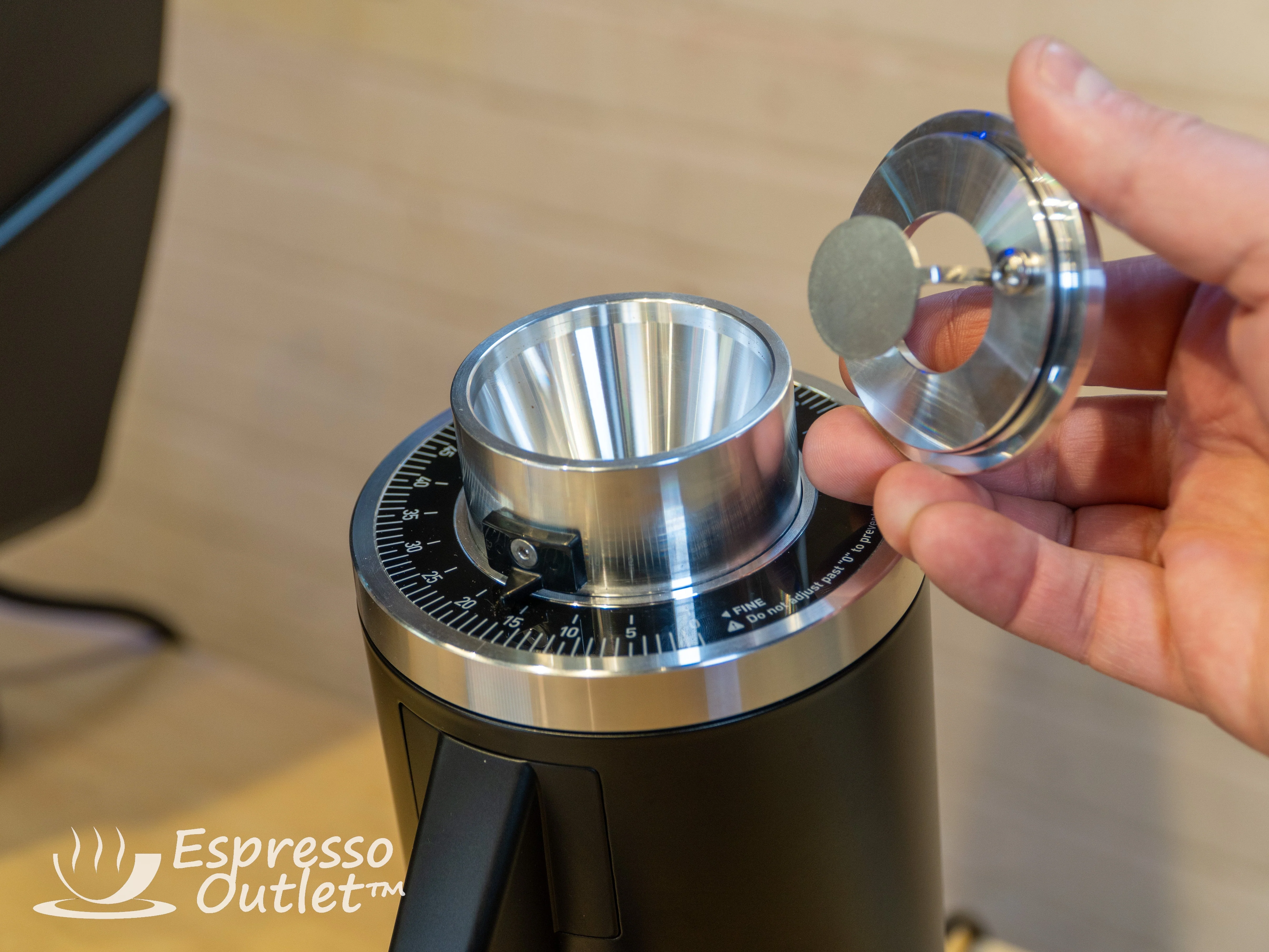 Turin DF54 - 220V - Single Dose Flat Burr Grinder (220V with EU Plug) - Image 11