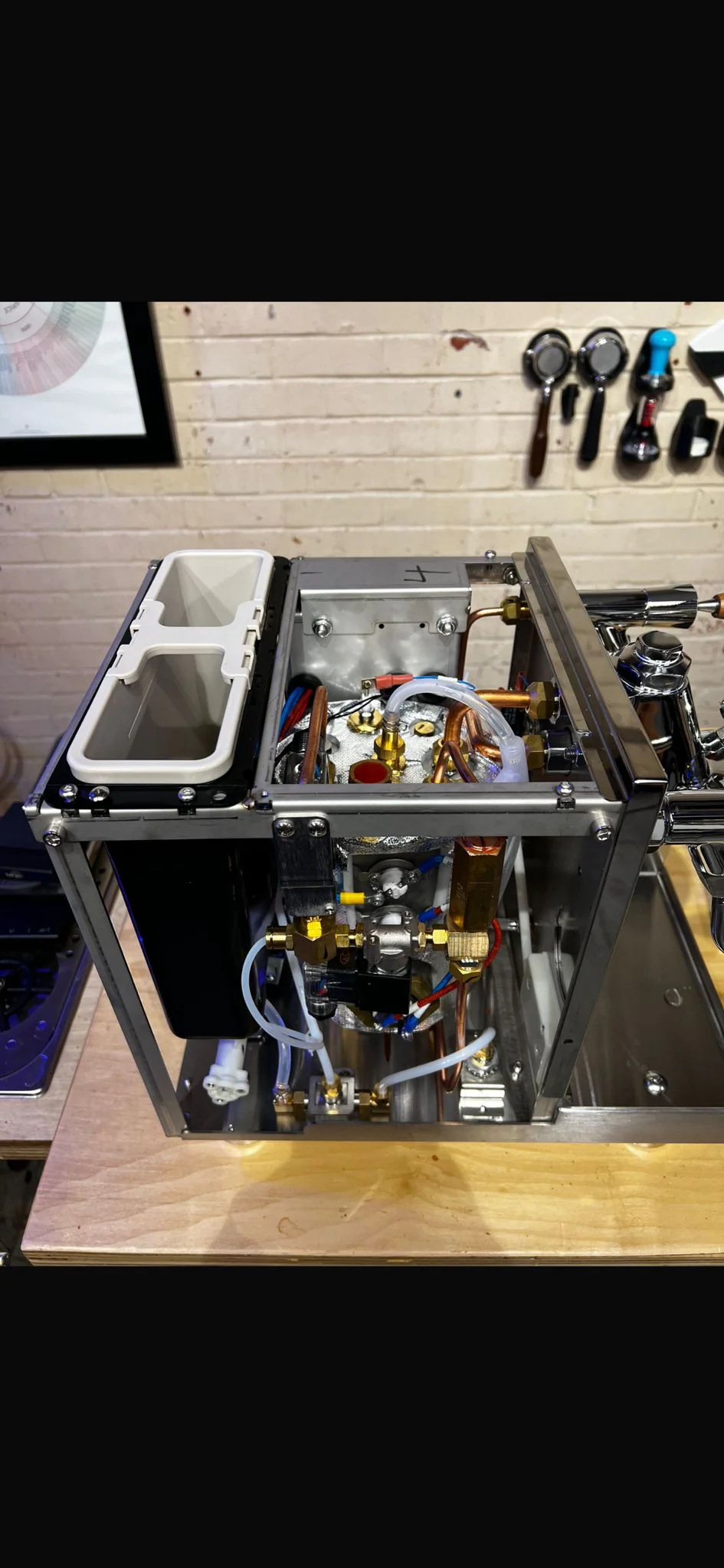 Turin Gallatin R HX Espresso Machine with Rotary Pump & PID & Flow Control - Image 60